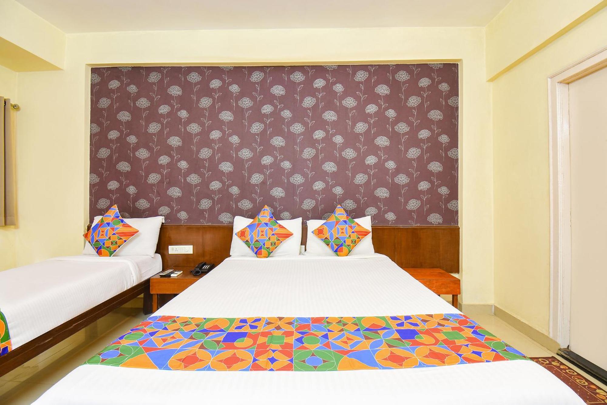 Fabhotel Prime Yash Residency - Nr Lonavala Railway Station Ngoại thất bức ảnh